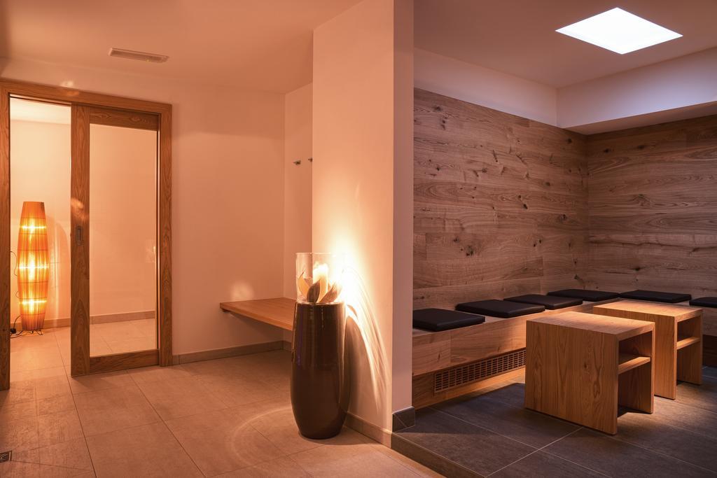 Sankt Johann Spa Suites & Apartments Prato allo Stelvio Exterior foto