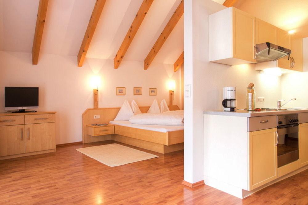 Sankt Johann Spa Suites & Apartments Prato allo Stelvio Exterior foto