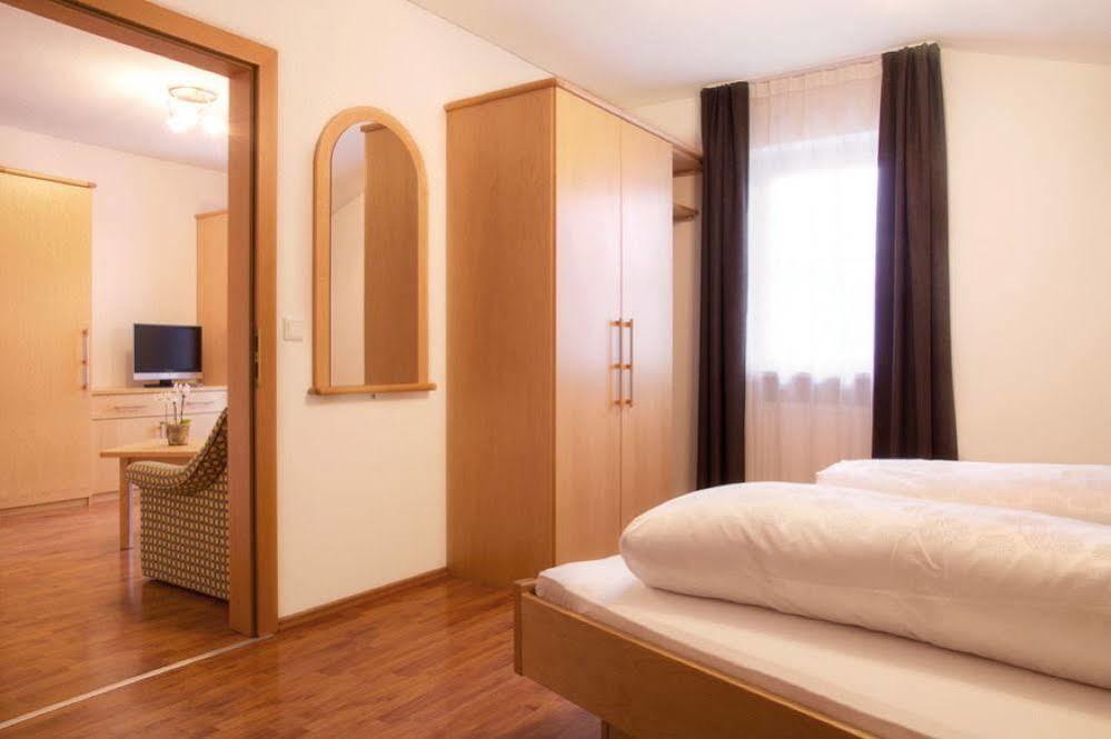 Sankt Johann Spa Suites & Apartments Prato allo Stelvio Exterior foto